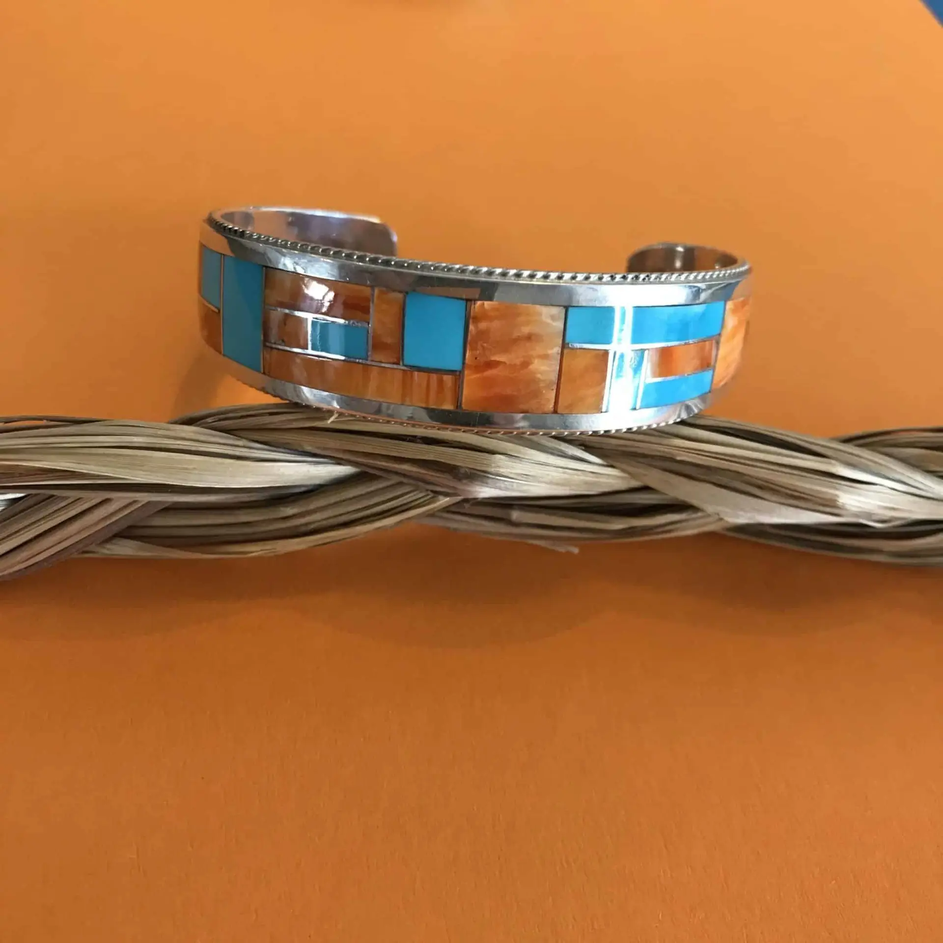 Rickell & Glendora Booqua (Zuni) - Armreif 1 Rickell & Glendora Booque (Zuni) – Armreif