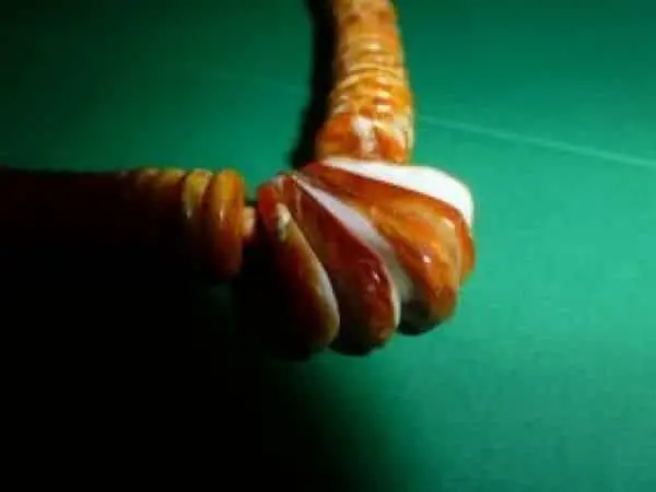 Lupe Lovato (Kewa) - Halskette aus Muschel 2 Lupe Lovato (Kewa) – Halskette aus Muschel