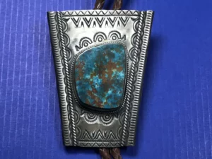 Dean Sandoval (Navajo) – Bolo Tie mit Türkisstein