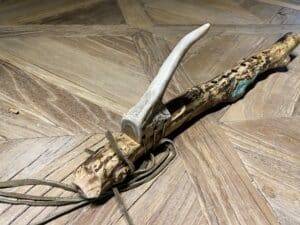 Kellie McQuabbie (Anishinabe) - Flöte mit Türkis-Inlay
