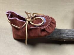 Arnalda Chee (Navajo) - hohe Babymoccasins