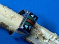 Serena Banteah (Zuni) - Fingerring mit Mosaic Inlay