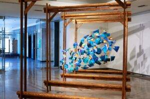 "Navajo artist brings to life three-dimensional art"