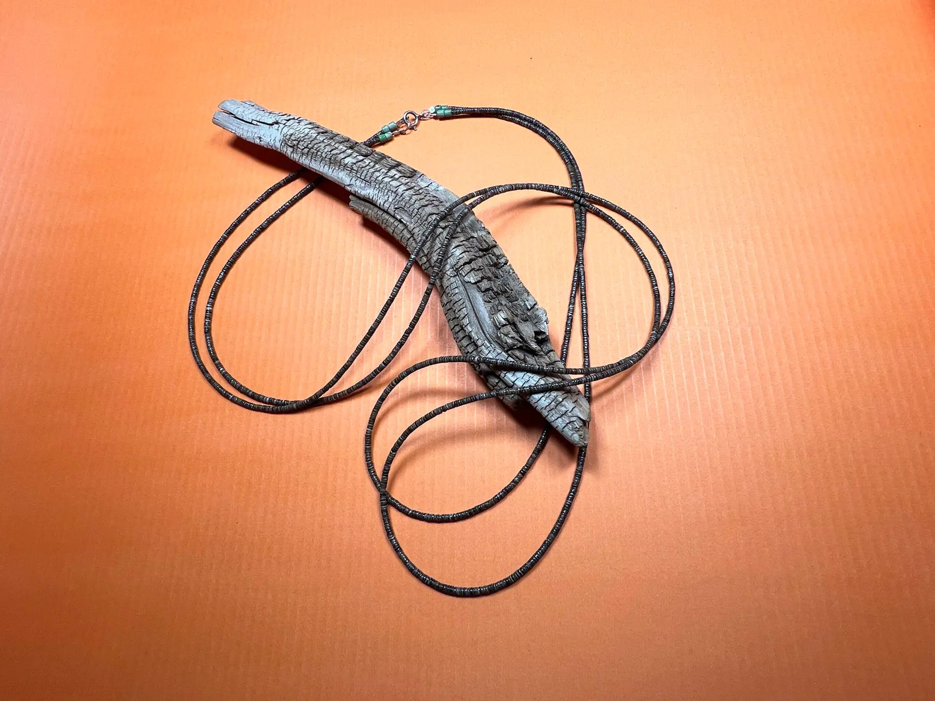 Betty Rodriguez (Kewa) - Muschelhalskette