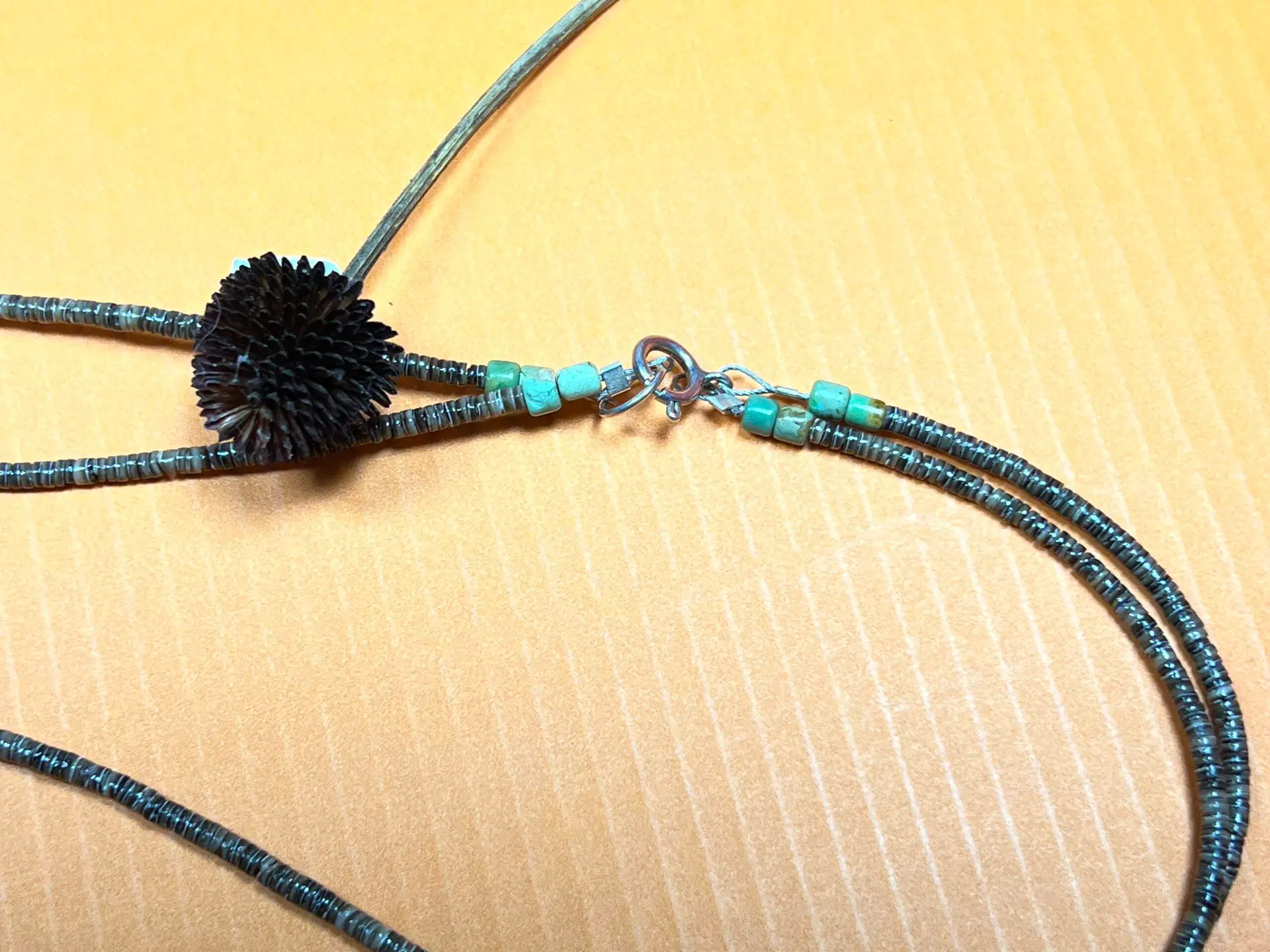 Betty Rodriguez (Kewa) - Muschelhalskette