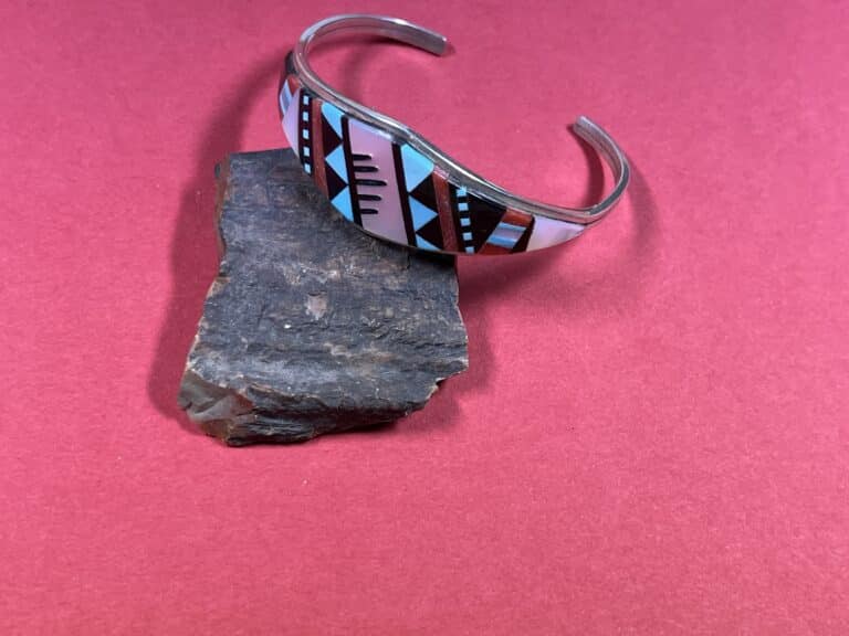 Herbert Kallestewa (Zuni) - Silberarmreif mit Mosaic Inlay
